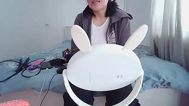 sakuradelreina online show from October 16, 2025, 5:19 am