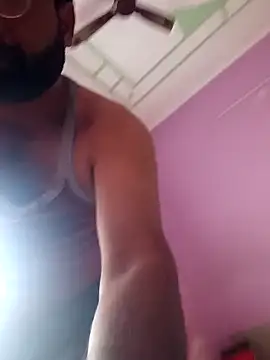 hard boy9455 online show from November 24, 2025, 7:41 am