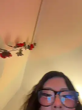 Kitty yukimura online show from February 28, 2026, 10:33 pm