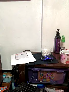 luisahot 9727 online show from November 6, 2025, 3:18 am