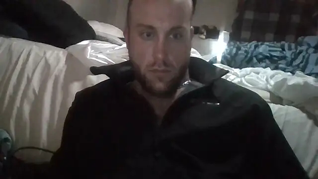 Luv2SuckBWC92 online show from March 8, 2026, 9:35 am