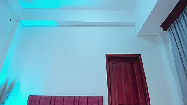 LunaAspen  online show from September 9, 2025, 6:07 pm