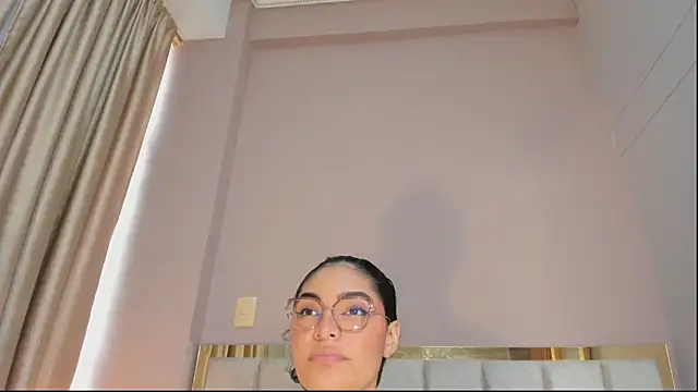 LunaAspen  online show from March 4, 2026, 6:03 pm