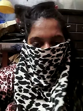 Snapshot of Cute_Avni99 chatting on September 18, 2025, 7:49 pm Cute Avni99 online show from September 18, 2025, 7:49 pm