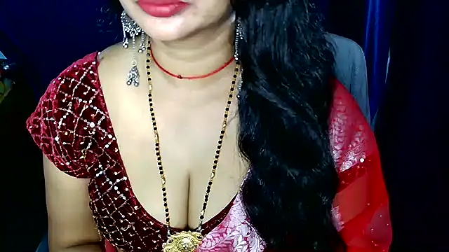 Snapshot of QUEEN_SAKHI- chatting on June 28, 2026, 5:19 pm QUEEN SAKHI- online show from June 28, 2026, 5:19 pm