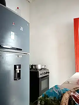 marinita13 online show from March 29, 2026, 5:02 pm