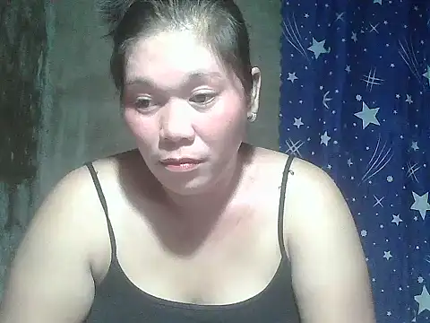 exoticclit69 online show from April 6, 2026, 3:02 pm