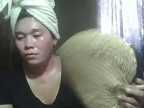 exoticclit69 online show from April 18, 2026, 5:00 am