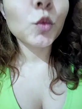 Theredcorazon online show from December 4, 2025, 6:34 am