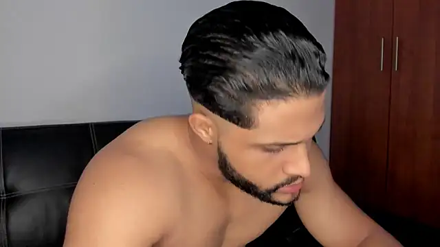 Pier Simons online show from February 1, 2026, 7:18 am