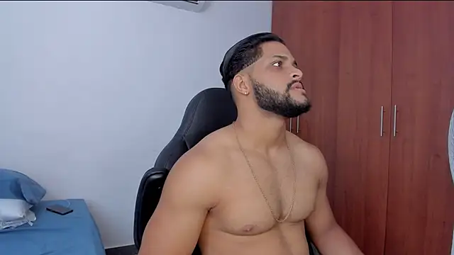 Pier Simons online show from April 12, 2026, 3:28 pm