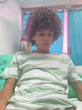 Max Rain online show from April 2, 2026, 12:36 pm