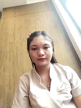 Duyen02 online show from October 2, 2025, 3:02 am