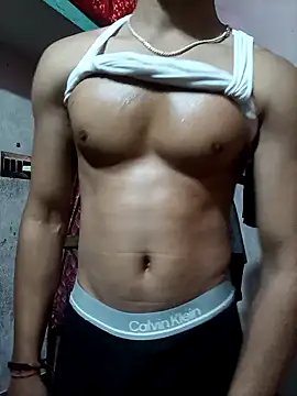 yourcrush0123 online show from November 6, 2025, 5:25 pm