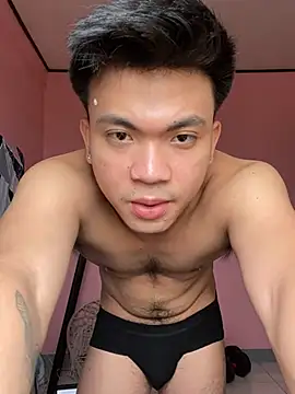 JerichoGutierez online show from February 9, 2026, 4:27 am