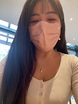 xiao-mo520 online show from March 17, 2026, 8:17 am