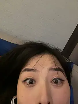 xiao-mo520 online show from April 13, 2026, 3:06 pm