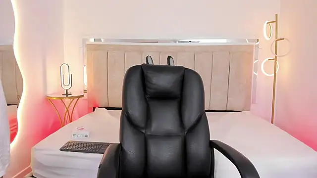 Molly sweetlove online show from September 24, 2025, 7:06 pm