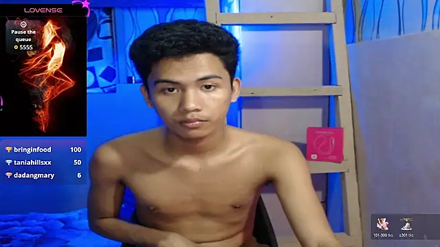 Demure Asian143 online show from November 13, 2025, 4:06 pm