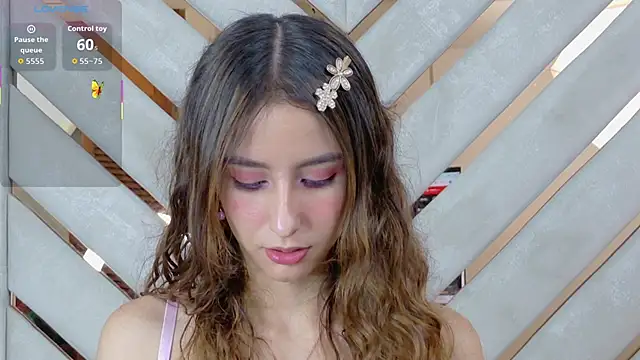 Sarah-Grace online show from March 25, 2026, 1:11 am