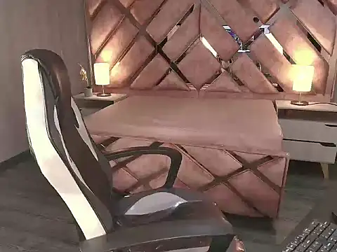 Alyssa Brynn1 online show from December 17, 2025, 8:26 pm