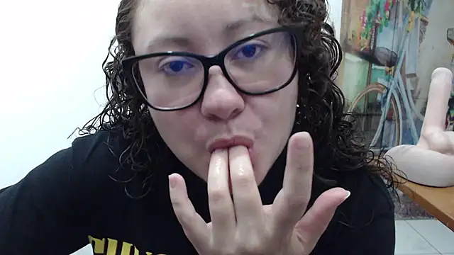 greeneyes nurse online show from November 18, 2025, 8:35 pm