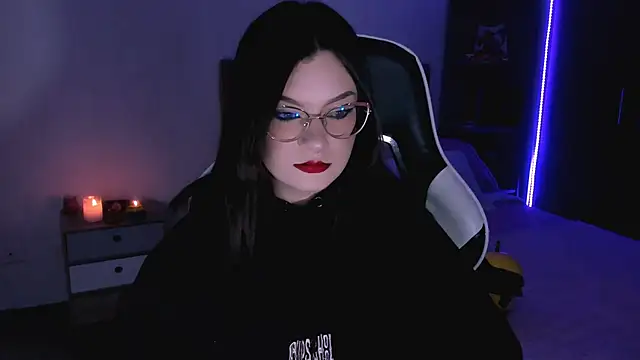 Snapshot of OphelianaRose33 chatting on September 14, 2025, 10:31 pm OphelianaRose33 online show from September 14, 2025, 10:31 pm