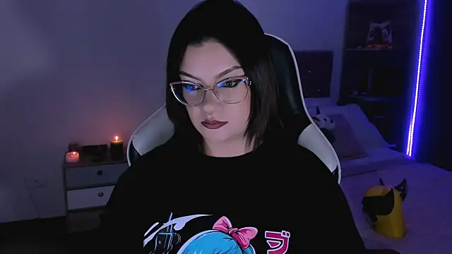 Snapshot of OphelianaRose33 chatting on September 20, 2025, 9:49 pm OphelianaRose33 online show from September 20, 2025, 9:49 pm