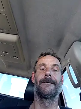 Hungwell1515 online show from March 18, 2026, 4:43 pm