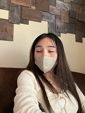 Linh 2004 online show from March 2, 2026, 7:48 am