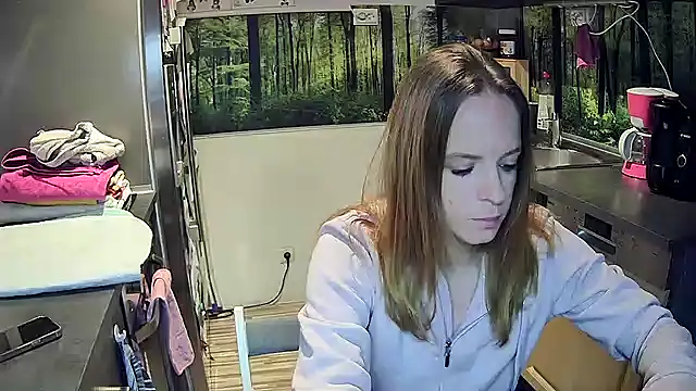 Snapshot of SexyMilf_37 chatting on September 27, 2025, 8:14 pm SexyMilf 37 online show from September 27, 2025, 8:14 pm