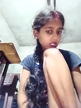 Snapshot of Saniye-143 chatting on September 12, 2025, 4:40 pm Saniye-143 online show from September 12, 2025, 4:40 pm