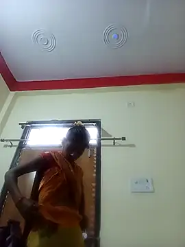 Snapshot of Saniye-143 chatting on September 30, 2025, 5:12 am Saniye-143 online show from September 30, 2025, 5:12 am