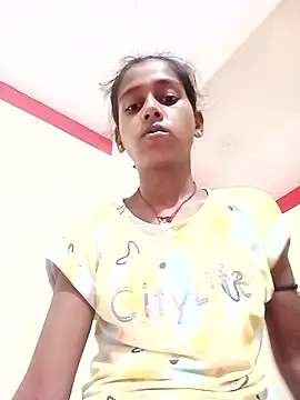 Snapshot of Saniye-143 chatting on October 6, 2025, 4:59 pm Saniye-143 online show from October 6, 2025, 4:59 pm