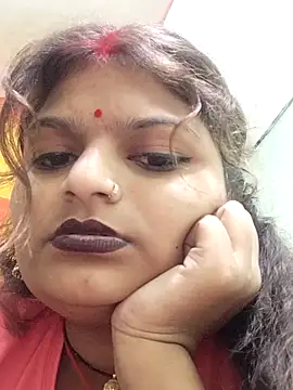 Snapshot of Hot_mirchjii chatting on October 28, 2025, 3:25 pm Hot mirchjii online show from October 28, 2025, 3:25 pm