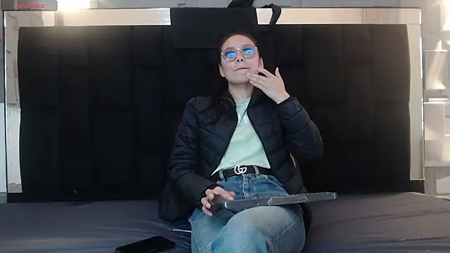 katalina07 1 online show from February 5, 2026, 2:22 pm