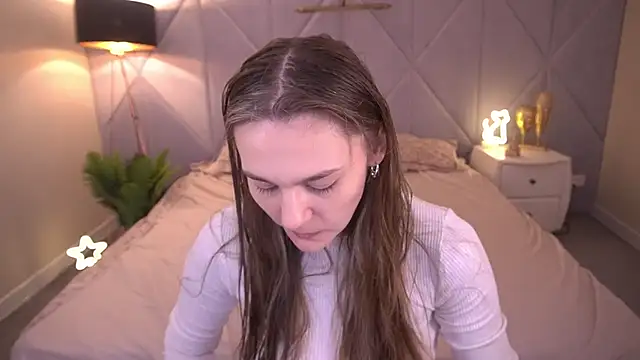 DiamondGoldie online show from November 19, 2025, 8:20 pm