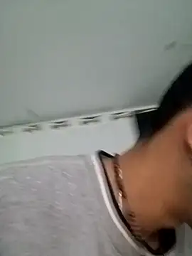 Snapshot of Negritohot2828 chatting on January 18, 2026, 11:30 pm Negritohot2828 online show from January 18, 2026, 11:30 pm