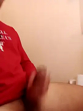 Golonzo1996 online show from October 2, 2025, 10:39 pm