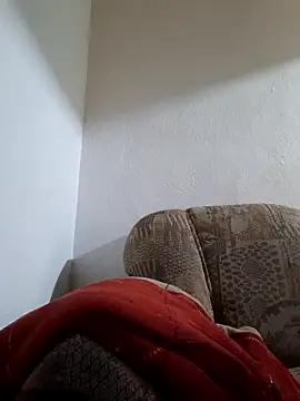 Golonzo1996 online show from April 3, 2026, 7:39 am