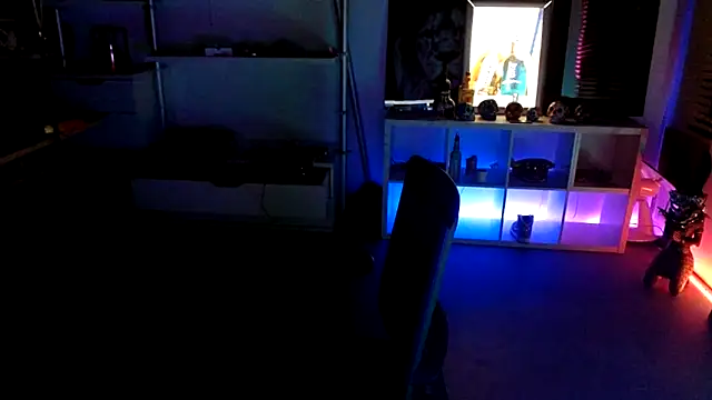 Mrs-Aurora online show from October 11, 2025, 9:24 pm