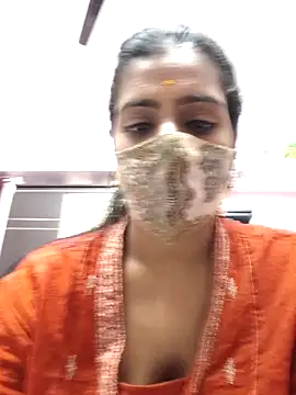 Snapshot of Tamil-Meenu12 chatting on April 27, 2026, 7:06 am Tamil-Meenu12 online show from April 27, 2026, 7:06 am