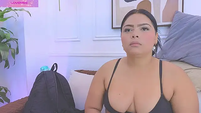 Daisy Price online show from March 13, 2026, 10:44 am