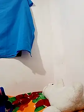 yaneth  online show from September 25, 2025, 1:20 am