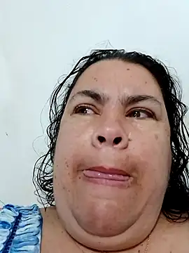 yaneth  online show from December 1, 2025, 11:04 am