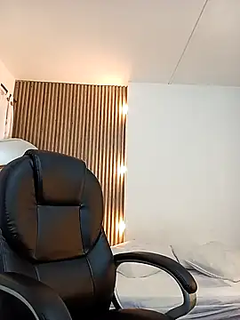 Karla hilton1 online show from September 27, 2025, 11:15 am