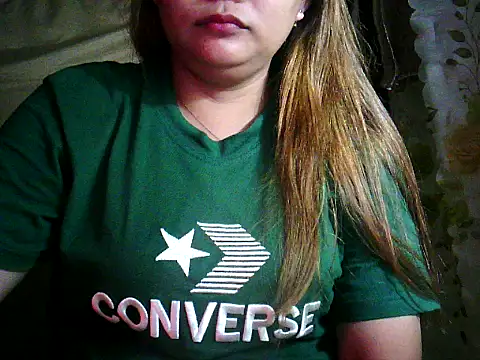 yuana25 online show from November 25, 2025, 11:32 am