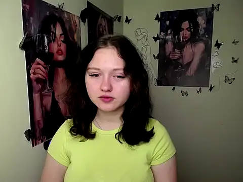 LadyAlice  online show from October 2, 2025, 6:20 am