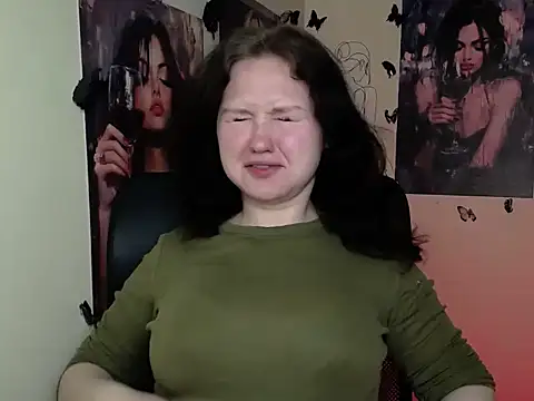 LadyAlice  online show from April 18, 2026, 6:06 am