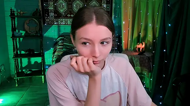 JulieDaniel online show from February 27, 2026, 4:45 am